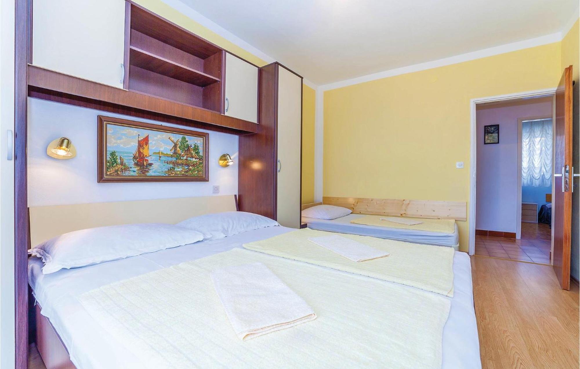 Nice Apartment In Crikvenica With House Sea View מראה חיצוני תמונה